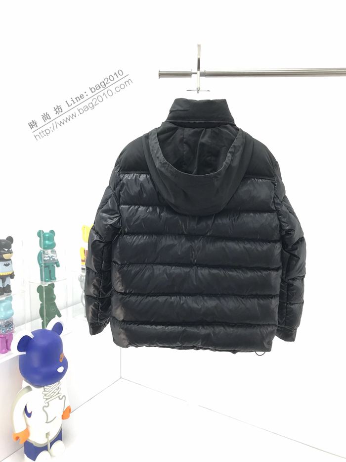 Moncler男裝 蒙口2020新款撞色拼接羽絨服  ydi3184